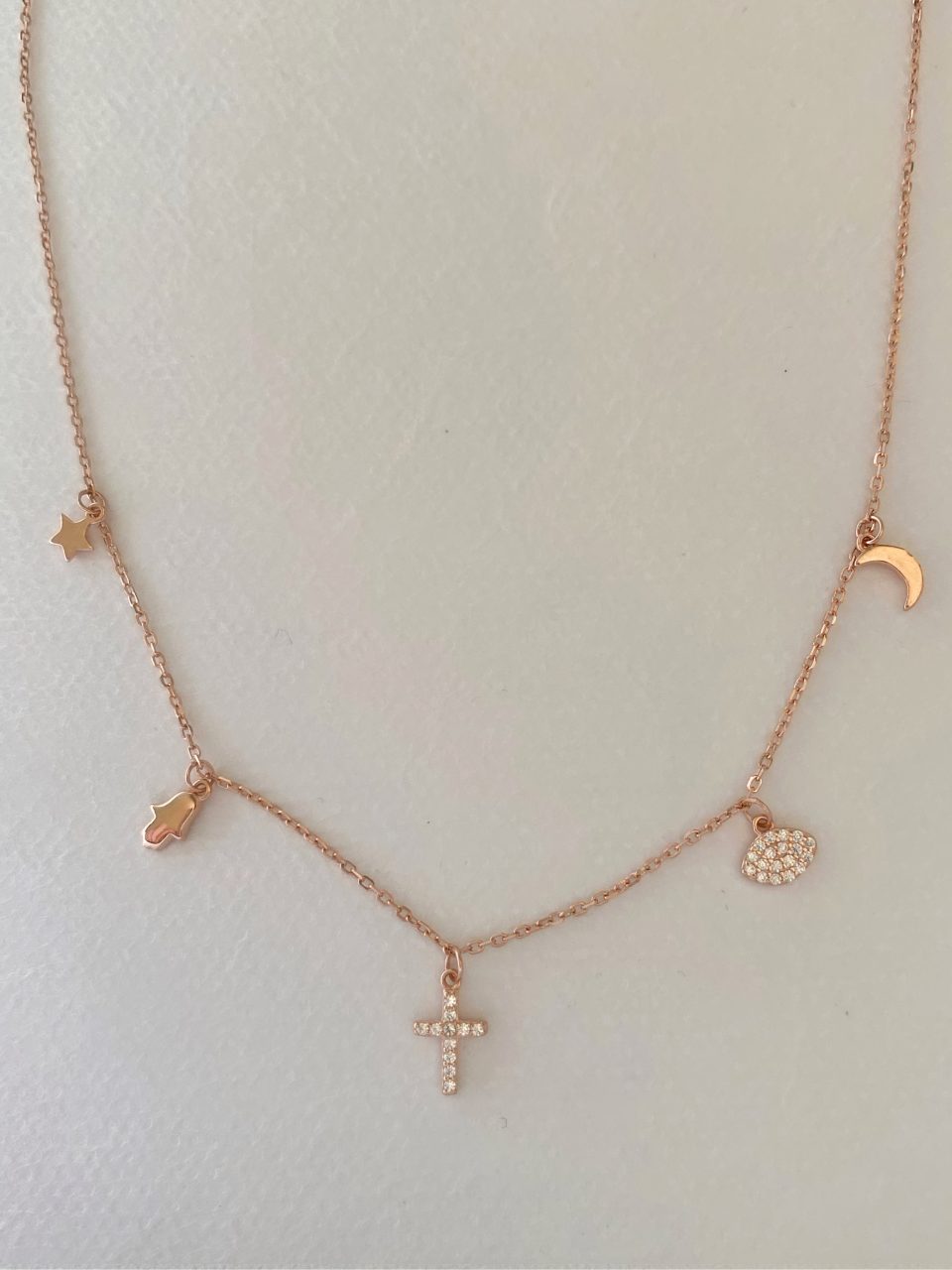 Κολιέ με κρεμαστά στοιχεία από ασήμι 925 σε ροζ χρυσό