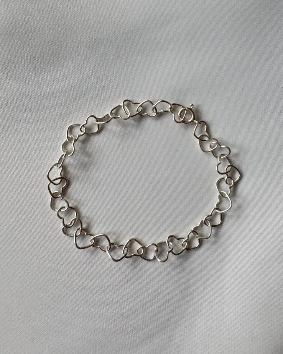 βραχιόλι αλυσίδα με καρδιές από ασήμι 925